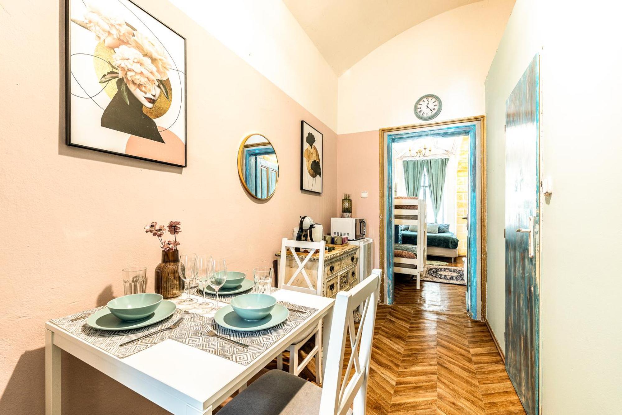 Fairytale Castle Apartment Прага Екстериор снимка